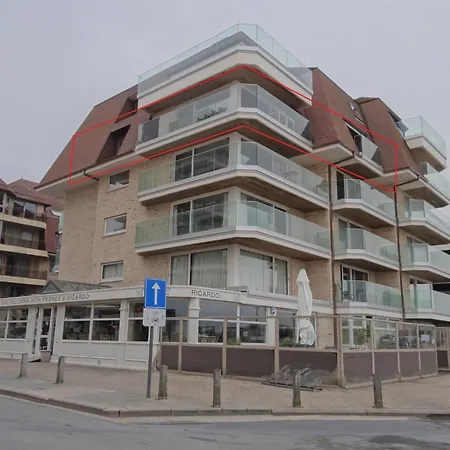 With Sea Views, Cleaning Included Lägenhet